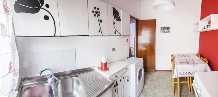 Il Nido Del Borgo Apartment Чефалу Екстериор снимка