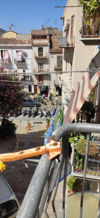 Il Nido Del Borgo Apartment Чефалу Екстериор снимка